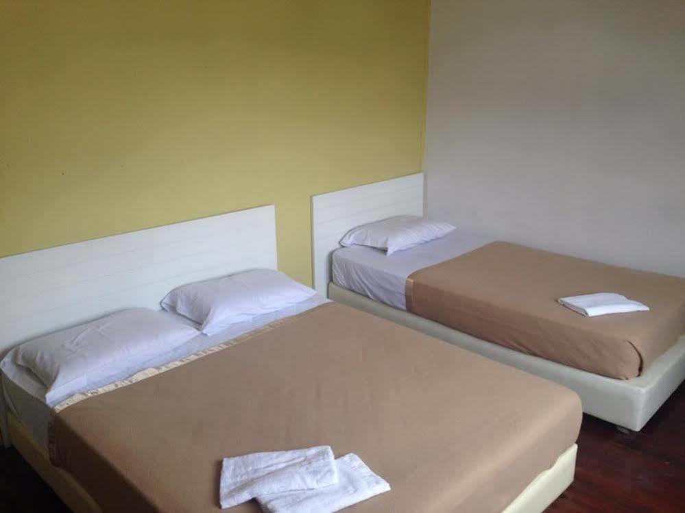 Voyage Cottage Lodge Malacca Екстер'єр фото