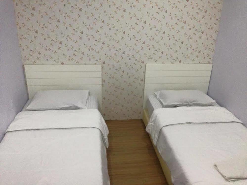 Voyage Cottage Lodge Malacca Екстер'єр фото